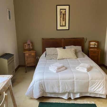 La Casona De Blanca Bed & Breakfast Balcarce Bagian luar foto