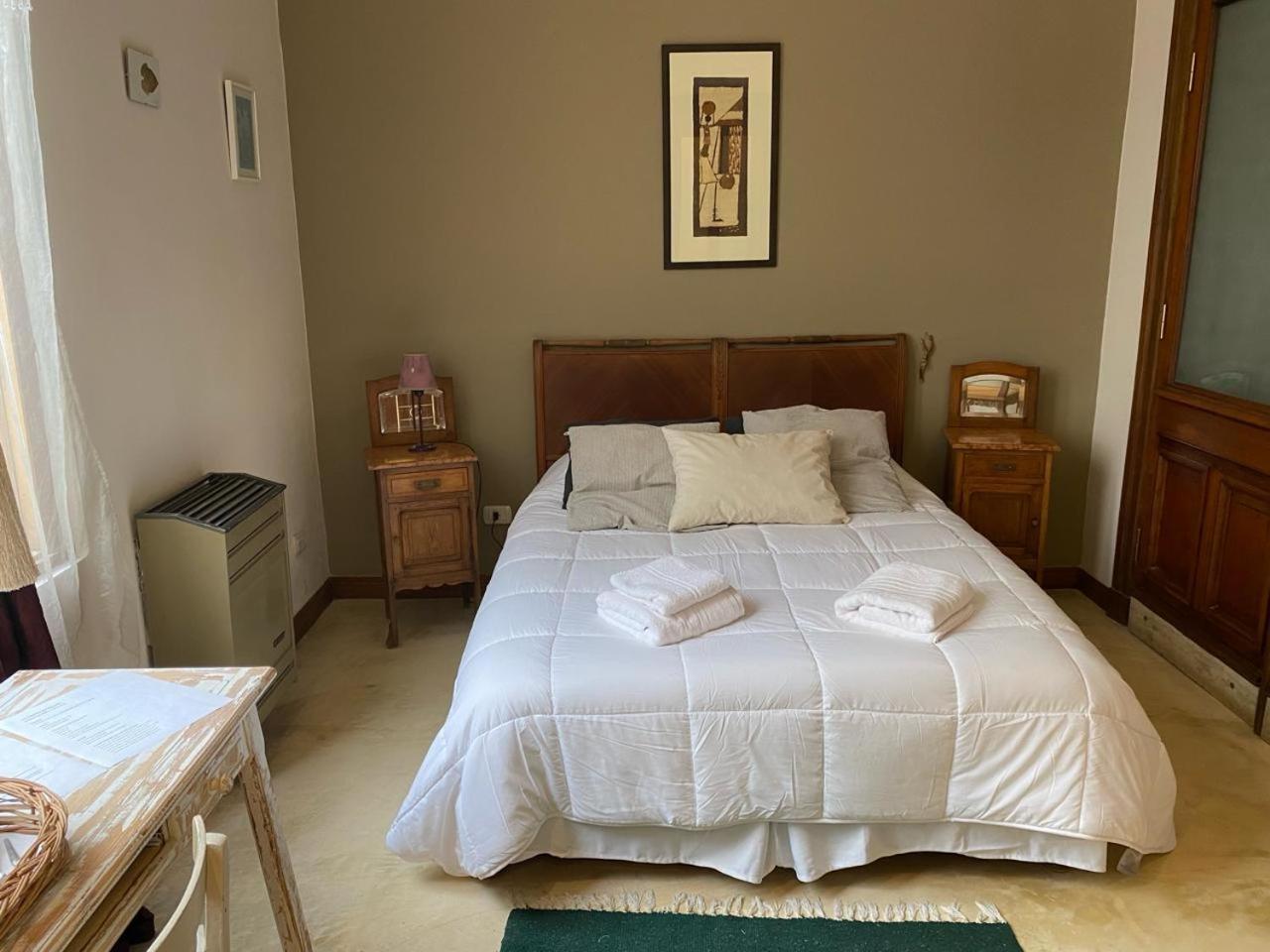 La Casona De Blanca Bed & Breakfast Balcarce Bagian luar foto