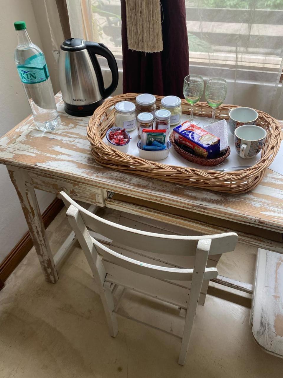 La Casona De Blanca Bed & Breakfast Balcarce Bagian luar foto